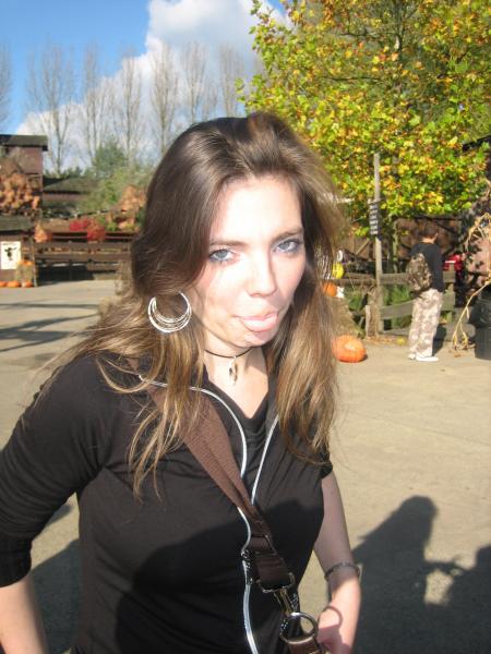 voici evelyne